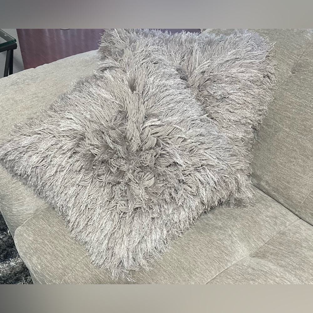 SAFAVIEH Two Large Gray Shag Metallic Silver Decorative Throw Pillows - Picture 12 of 17
